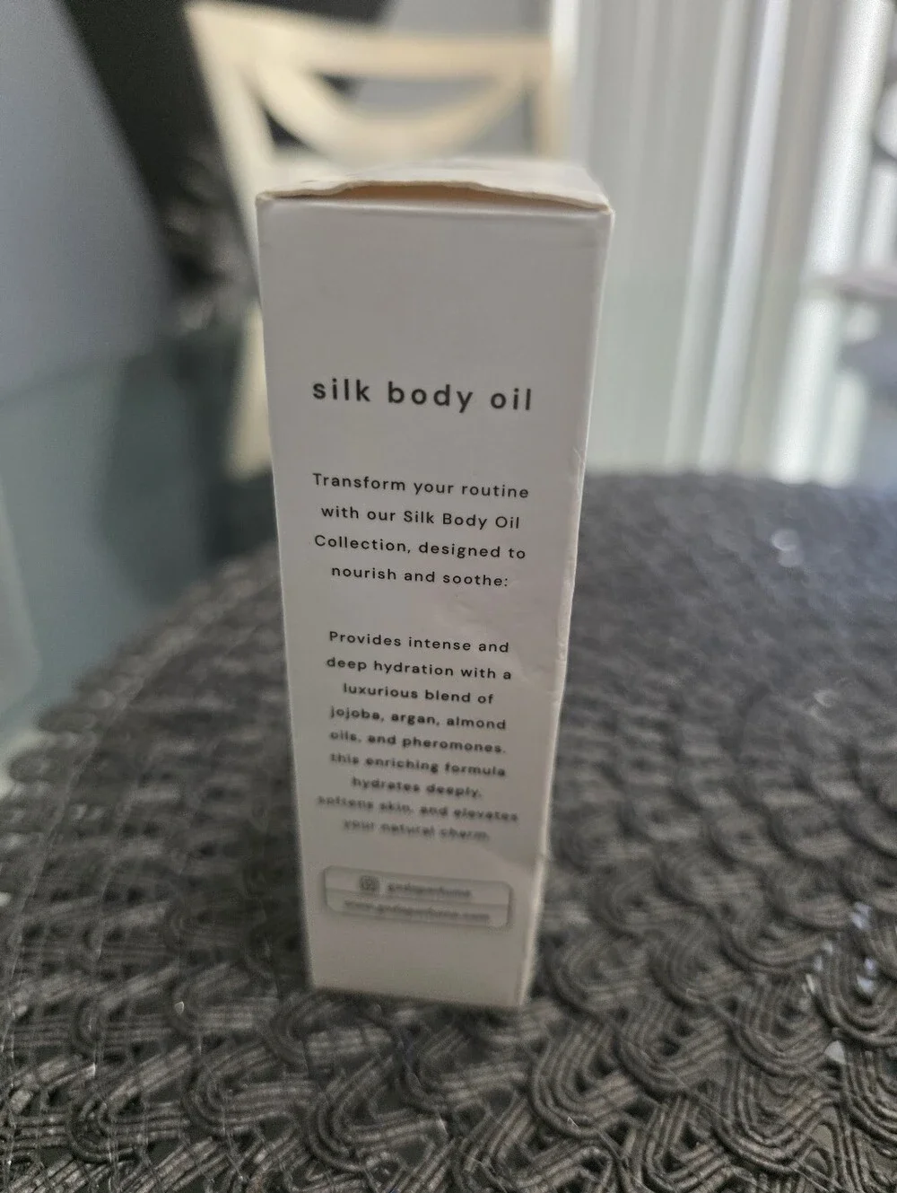 Silk Body Oil — White